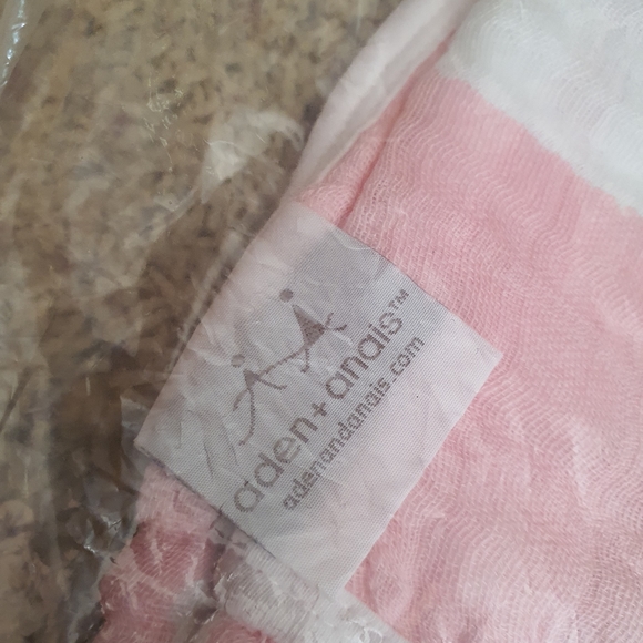 NWT Retired Aden & Ana's Easy Swaddle Paintbrush - Picture 4 of 6